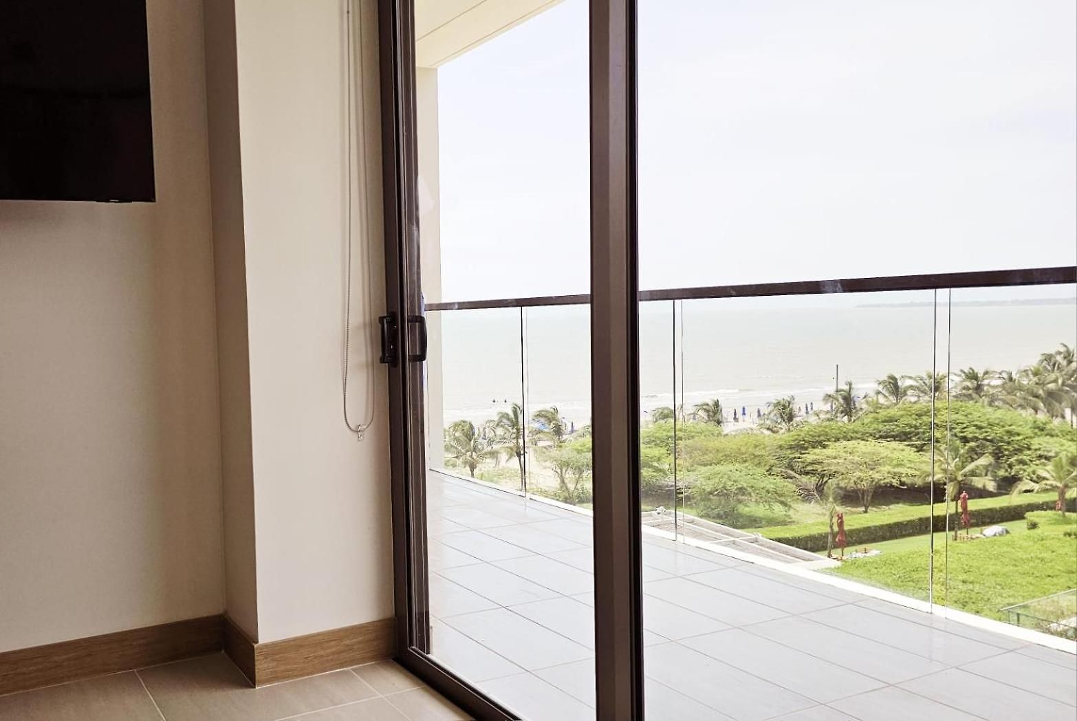 Apartment Hermoso En Cartagena-morros Eco Y Eos-vista Al Mar- Salida Directa A La Playa Cartagena